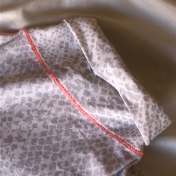 Lululemon Top - Picture 7 of 7